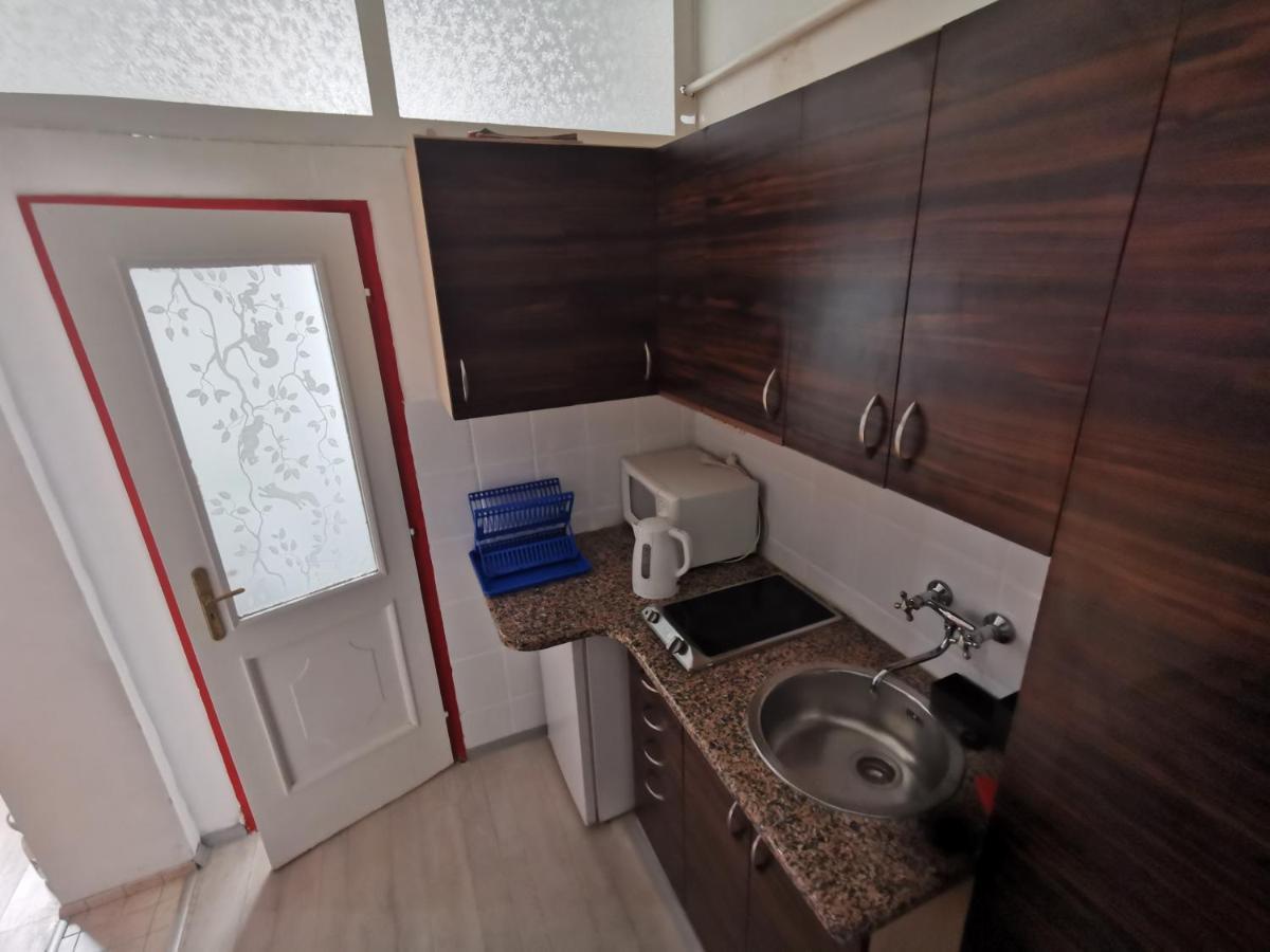 Tiborlak Apartment บูดาเปสต์ ภายนอก รูปภาพ